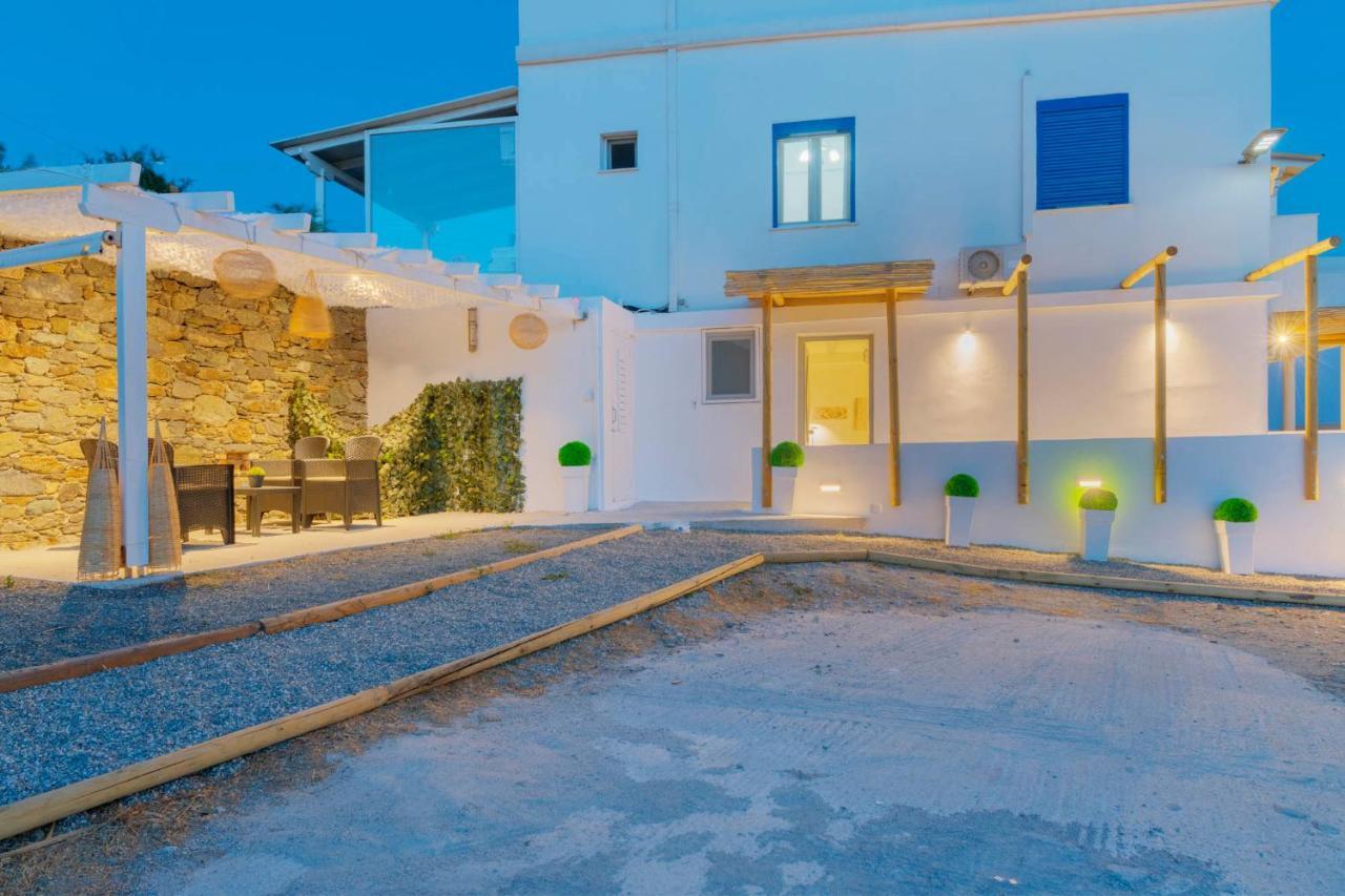 Endless Blue From Syros - Megas Gialos Resort - Suite 1 Экстерьер фото