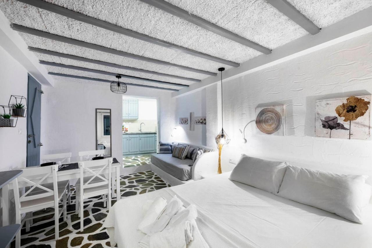 Endless Blue From Syros - Megas Gialos Resort - Suite 1 Экстерьер фото