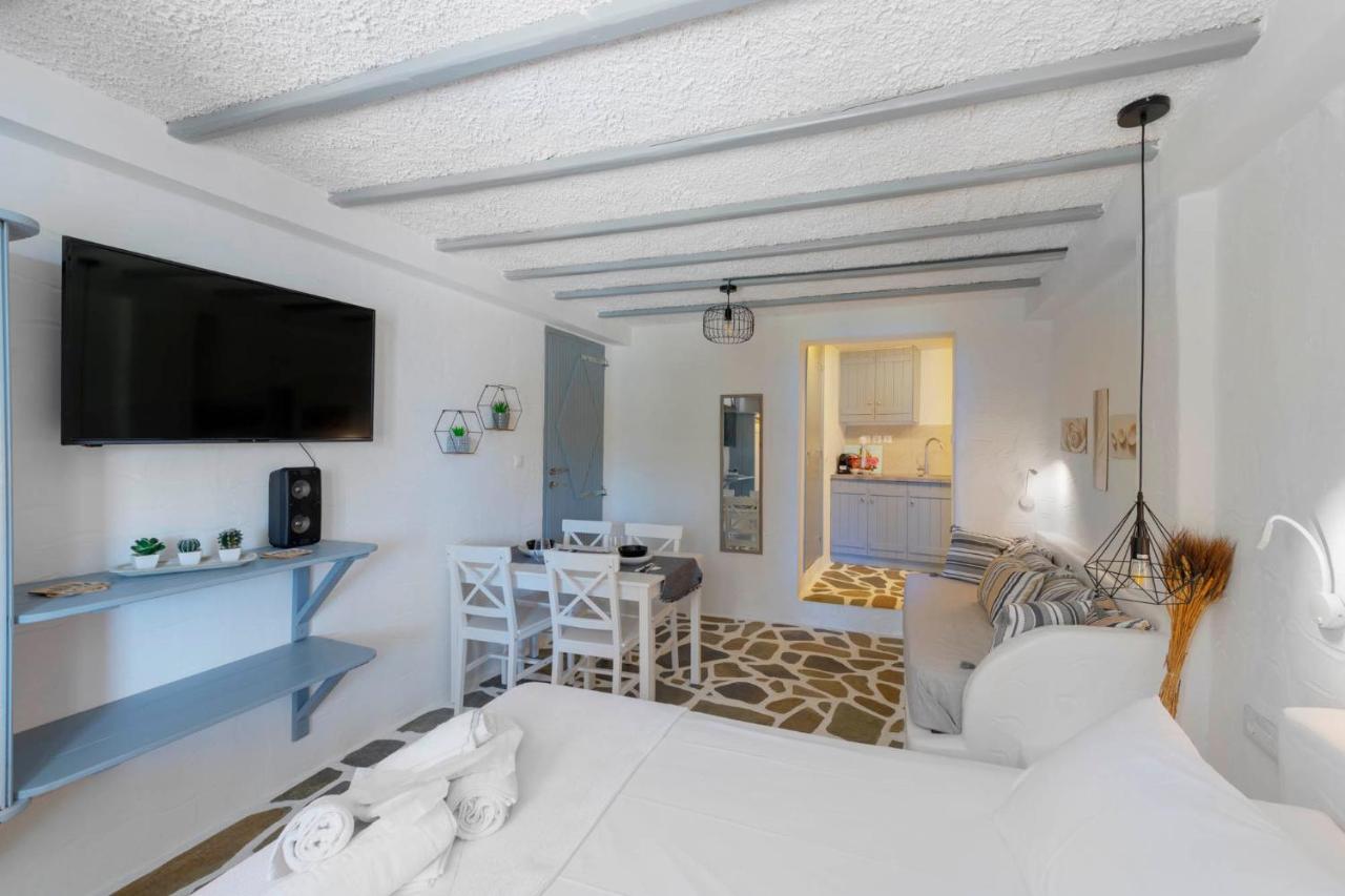 Endless Blue From Syros - Megas Gialos Resort - Suite 1 Экстерьер фото
